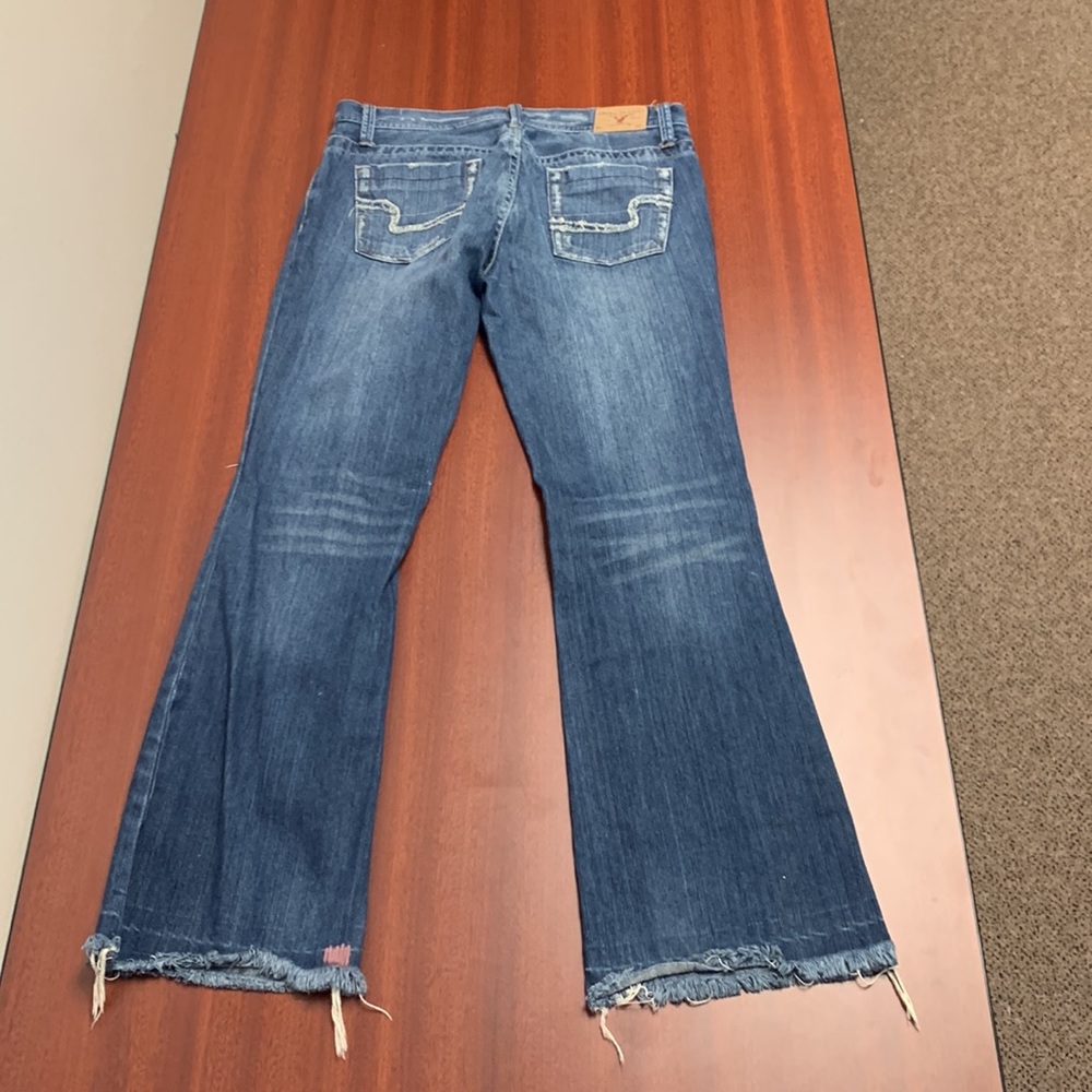 American Eagle Outfitters - Picture 5 of 8